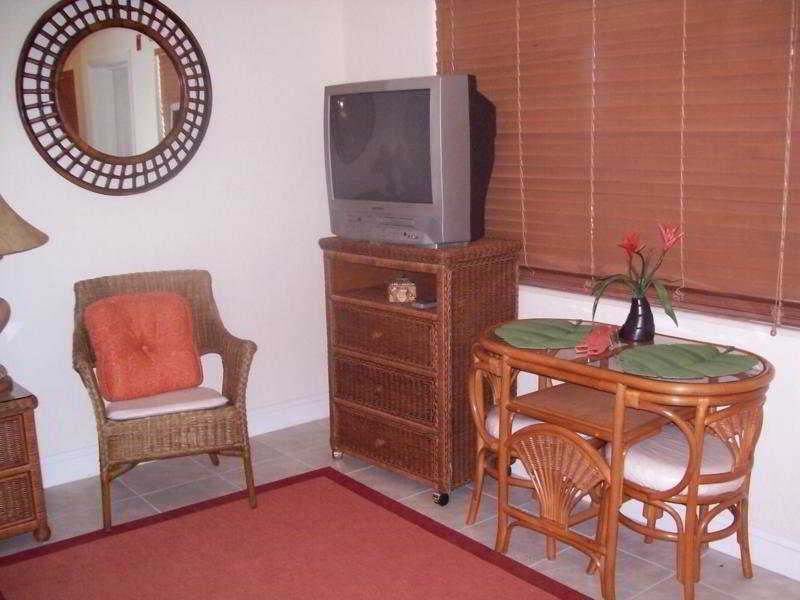 Royal Orleans Resort Unit 113 Redington Beach Exterior photo