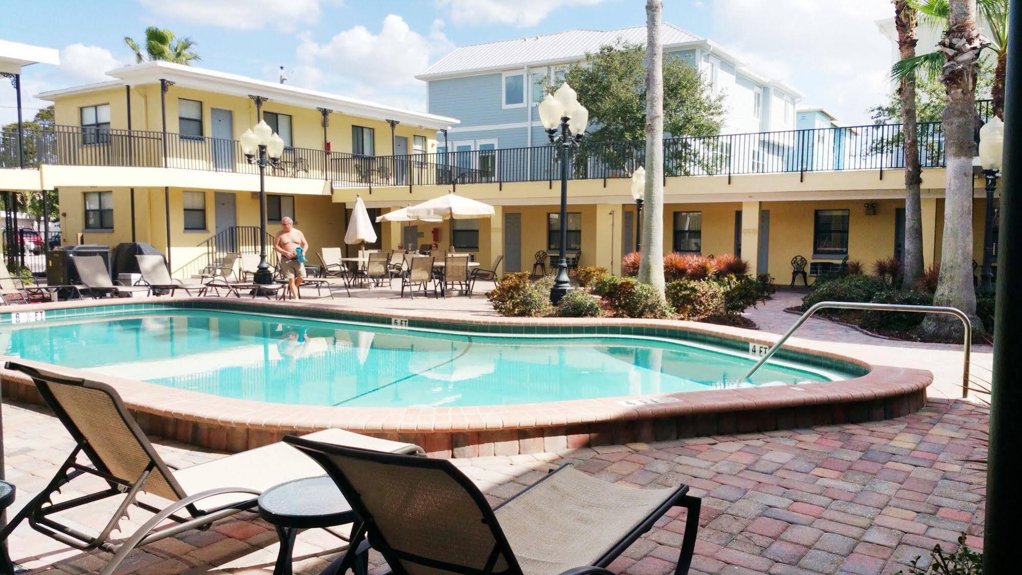Royal Orleans Resort Unit 113 Redington Beach Exterior photo